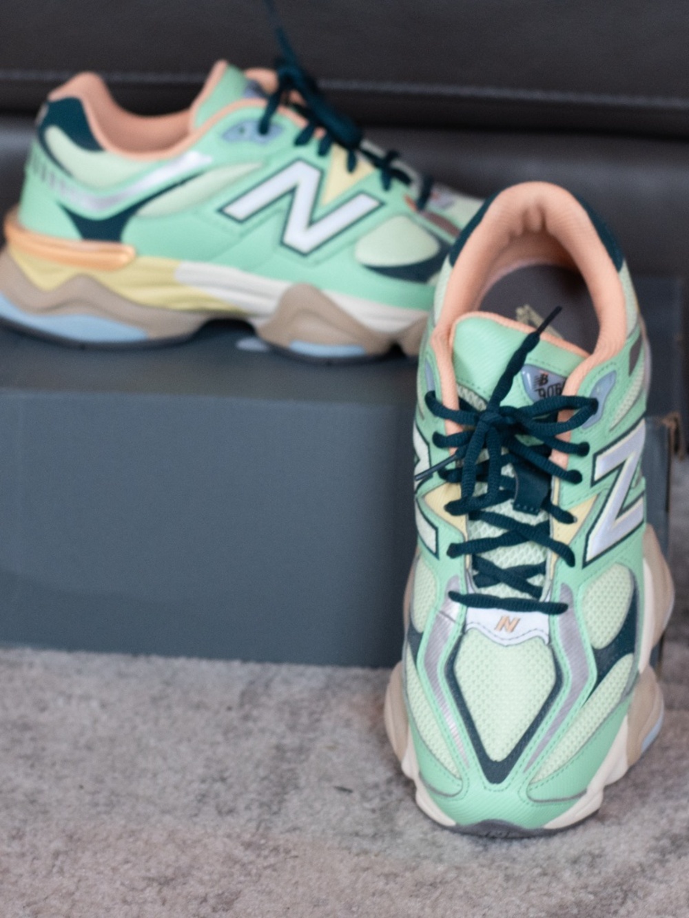 New Balance 9060 - Picture 6 of 8